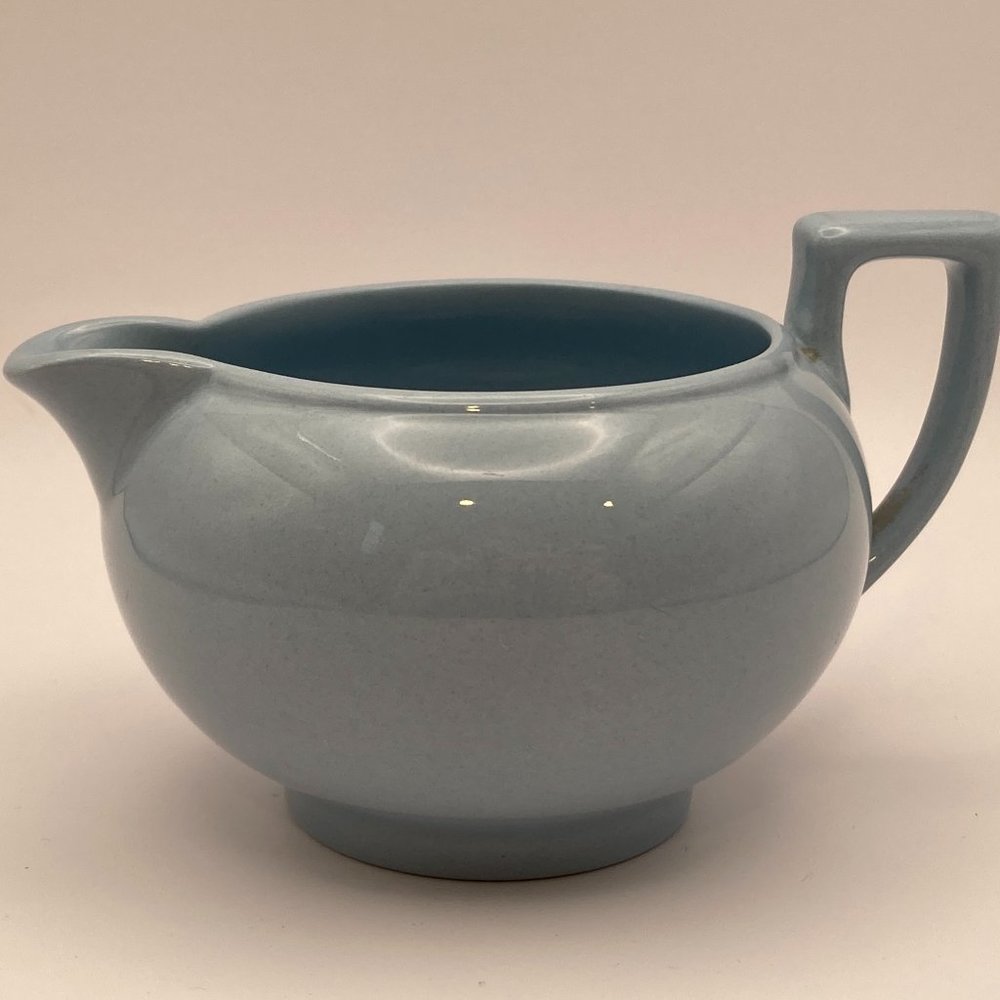 Wedgewood by Barlaston o Etruria Cream Pitcher-Vintage Grannycore Kitsch England
